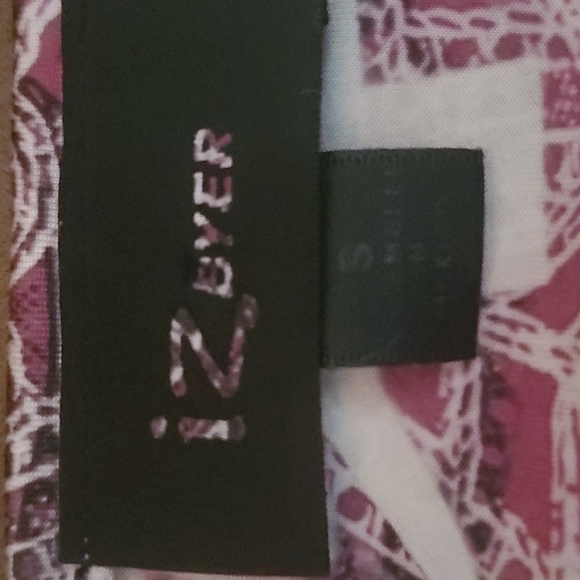 Pretty Vibrant Colored Multi-printed Short Sleeve Blouse - Picture 11 of 11